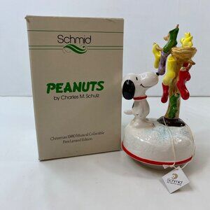 Schmid Peanuts Snoopy Oh Christmas Tree 1980 Musical Figurine First Limited